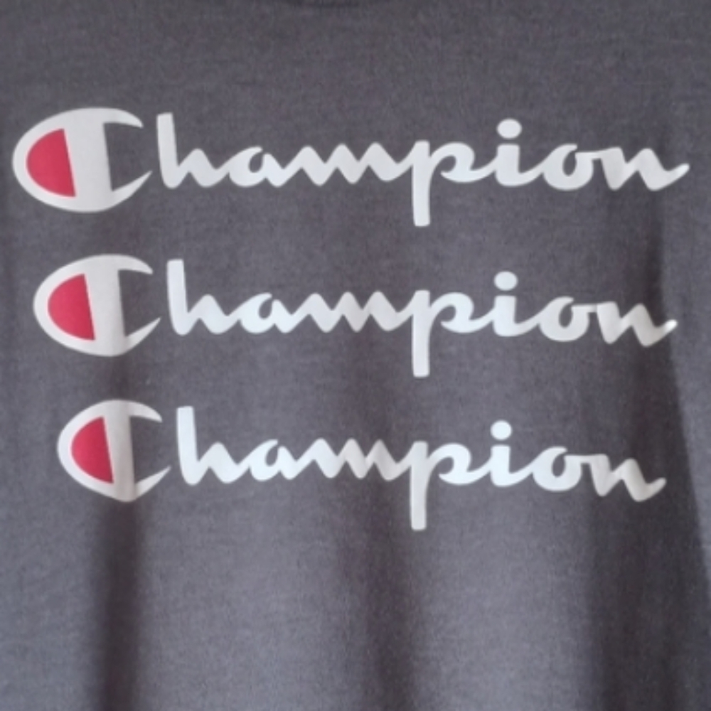 🐮🐄 Champion Athletic Short Sleeve T-Shirt